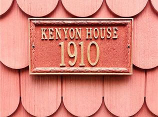 35 Kenyon St APT 1, Providence, RI 02903