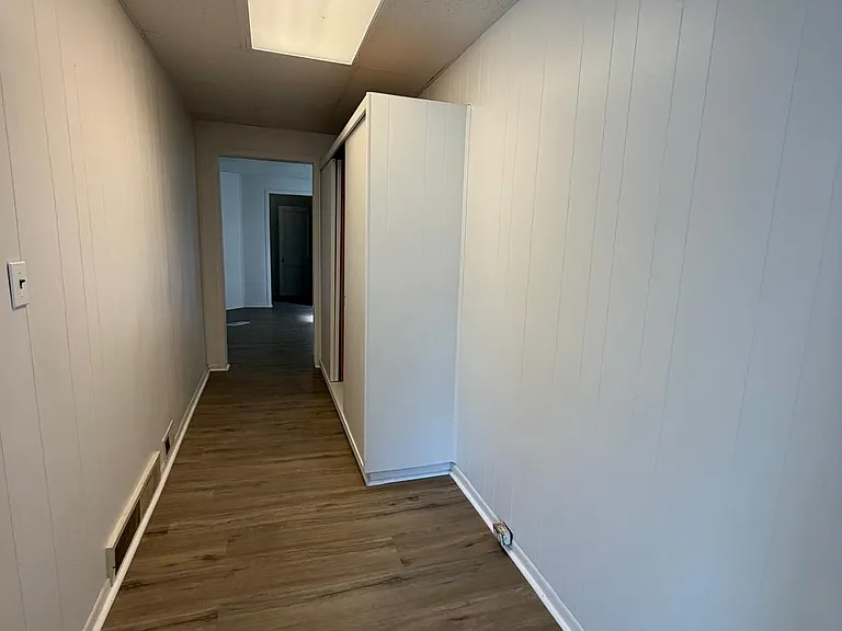 422 W High St #1 — Photo 10