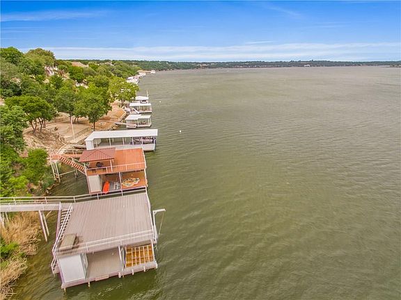 2nd image of 7002 Vista Bluff Ct