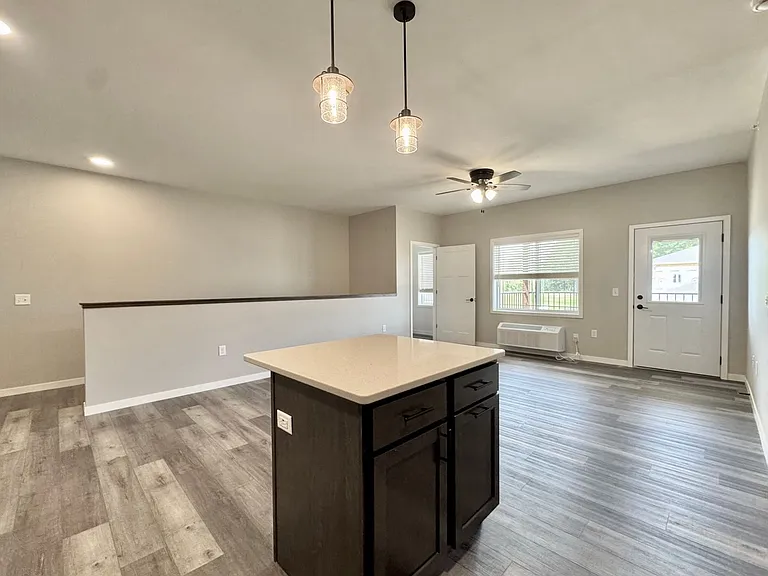 767 Meridian St — Photo 34