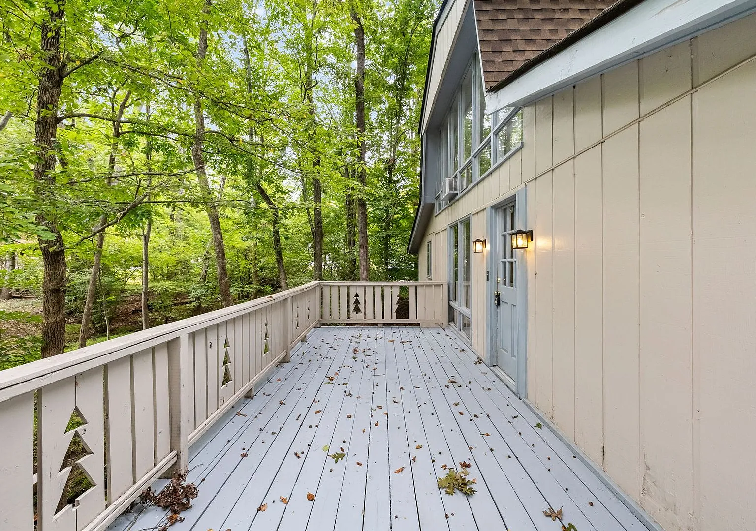 Available Now! Lake Of The Woods — Photo 4