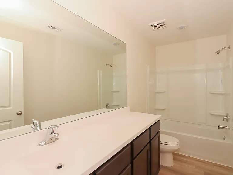 26828 Steinbeck Dr — Photo 10
