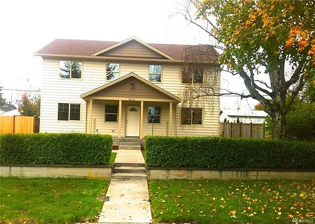 front yard to street. The unit available is the downstairs unit.
