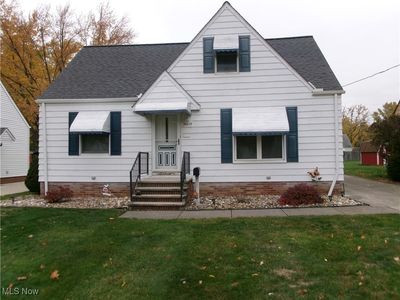 10674 Woodview Blvd, Parma Heights, OH, 44130