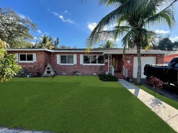 630 NE 165th St, Miami, FL 33162