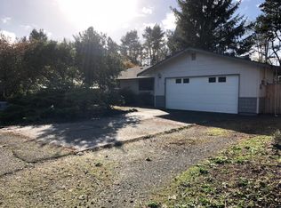 3125 Munsel Lake Rd, Florence, OR 97439