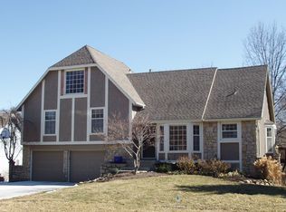 14605 W 90th Ter, Lenexa, KS 66215