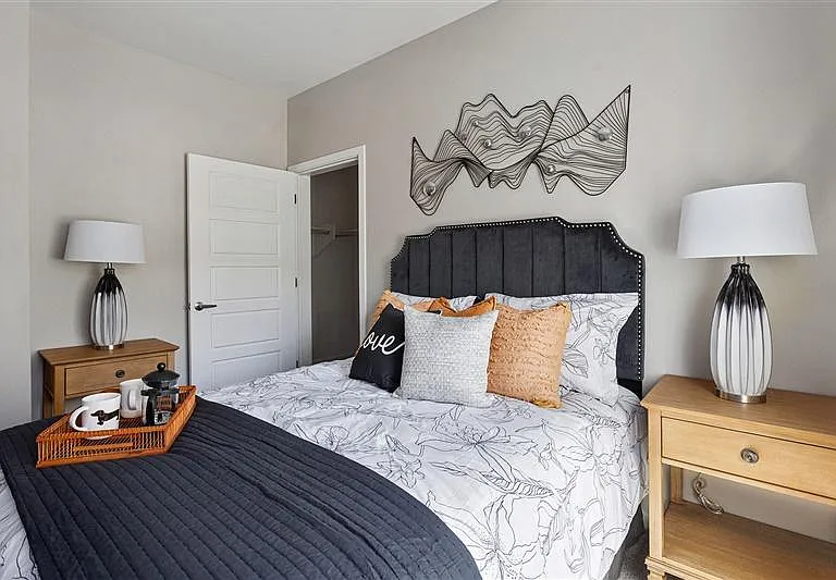 Avari Modern Apartments — Photo 12