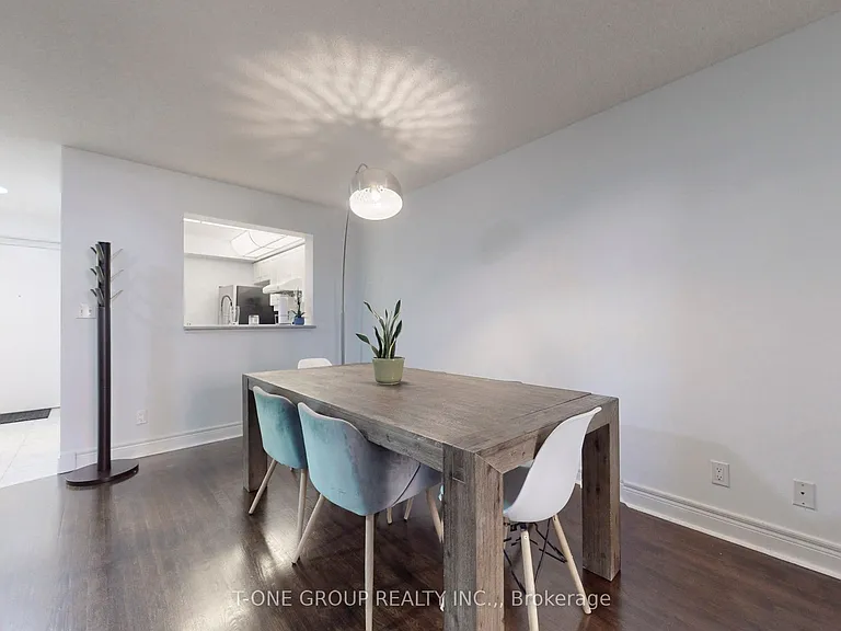 5418 Yonge St #511 — Photo 8
