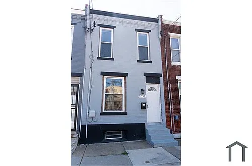 2032 Newcomb St Photo 1