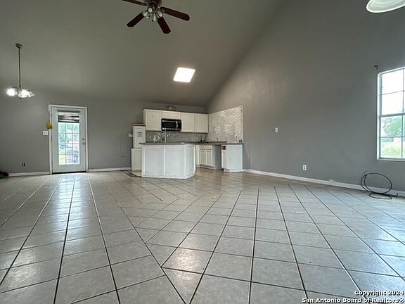 3rd image of 243 County Road 1112
