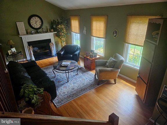 5th image of 9572 Sunnyslope Dr