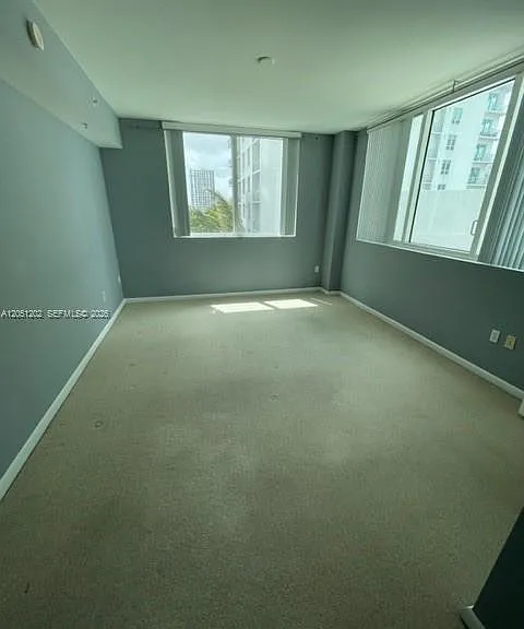 253 NE 2nd St #1202 — Photo 3