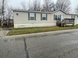 918 Kathy Cir #918, Flint, MI 48506