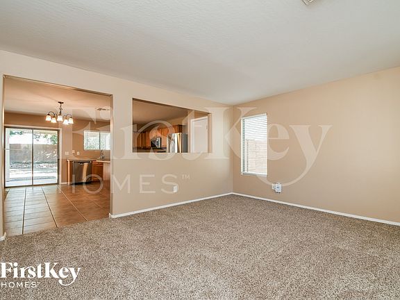 4th image of 39485 N Dusty Dr