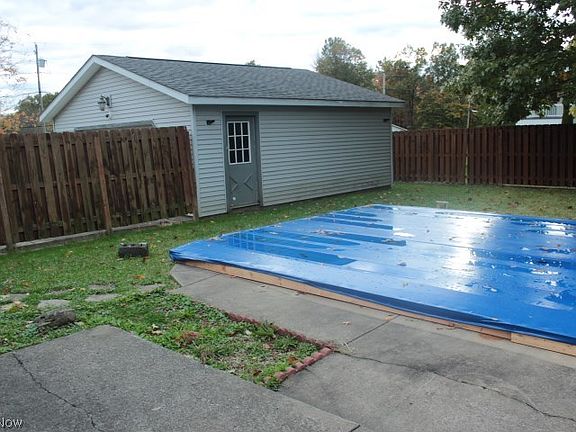 5th image of 4821 Hiram Ave NW