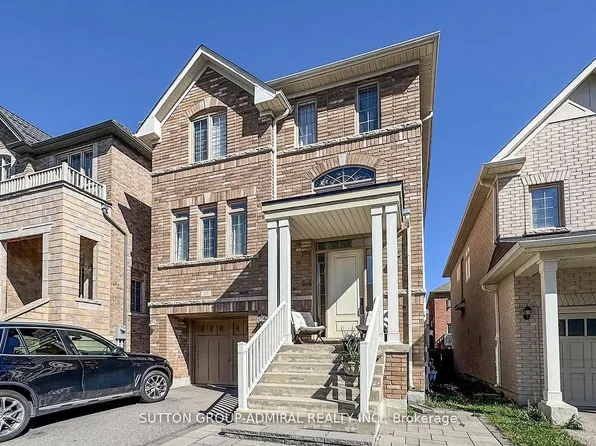 27 Givon St, Vaughan, ON L6A 0W2