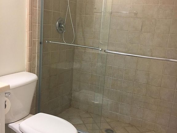 3rd image of 552 E Palm Ave APT G