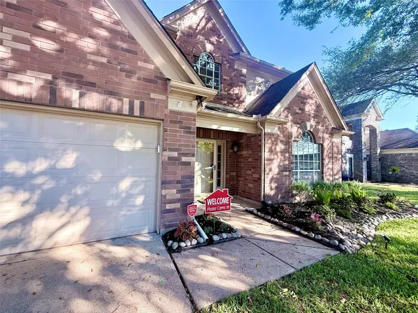 2915 Veva Dr, Pearland, TX 77584