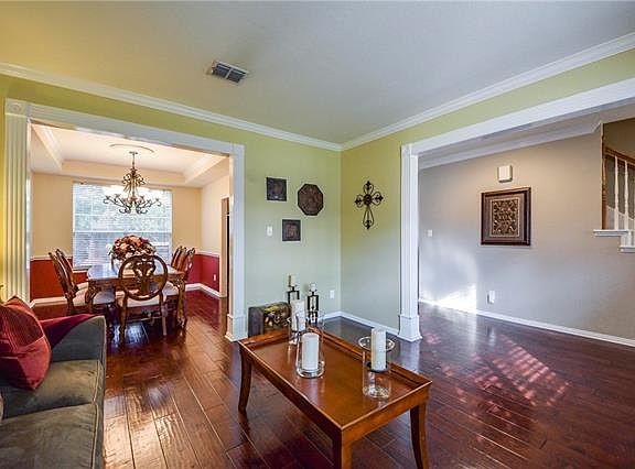 5th image of 1387 Clear Creek Dr