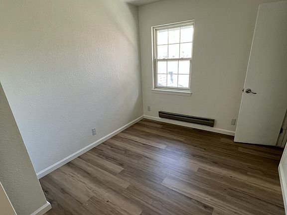 4th image of 1504 Lexington Dr