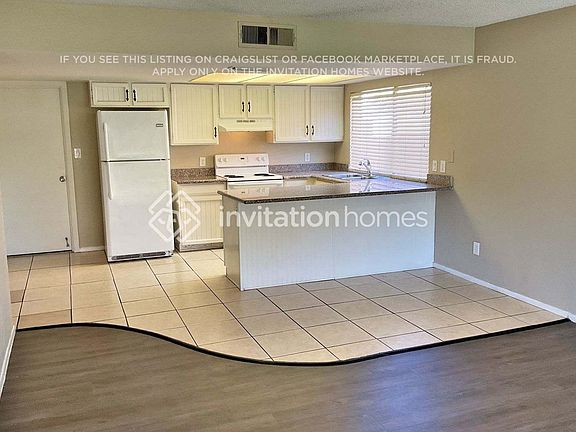 4th image of 5415 N 71st Dr