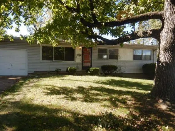 9225 Clarion Dr, Saint Louis, MO 63136