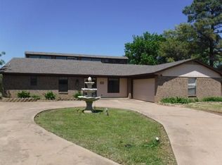 409 Ridge Rd, Breckenridge, TX 76424