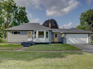 1461 Jolson Ave, Burton, MI 48529