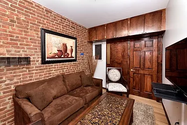 Rented by Eisenberg Exclusives