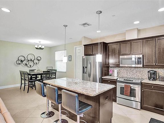 4th image of 2933 Cascada Isles Way #2933