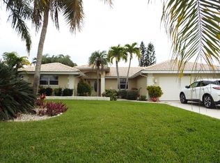 1938 SE 36th St, Cape Coral, FL 33904