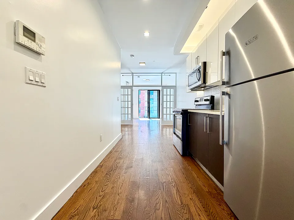 49 Cedar St #2C