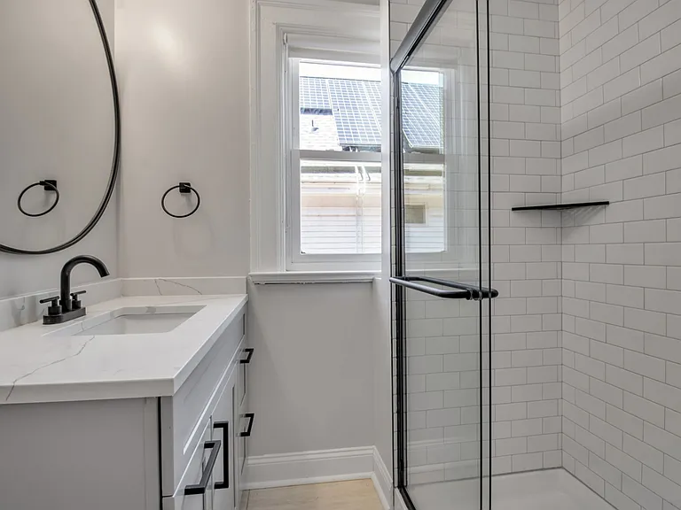 273 Richmond Avenue — Photo 8