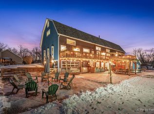 4801 Barreville Rd, Prairie Grove, IL 60012