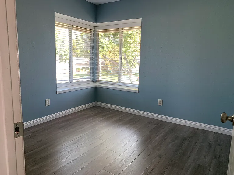 2540 E Dunes St — Photo 5