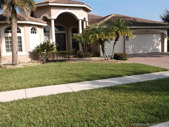 4th image of 4973 Forest Dale Dr