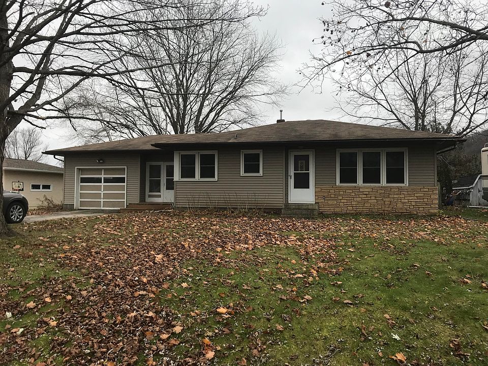 2nd image of 1411 County Road 25
