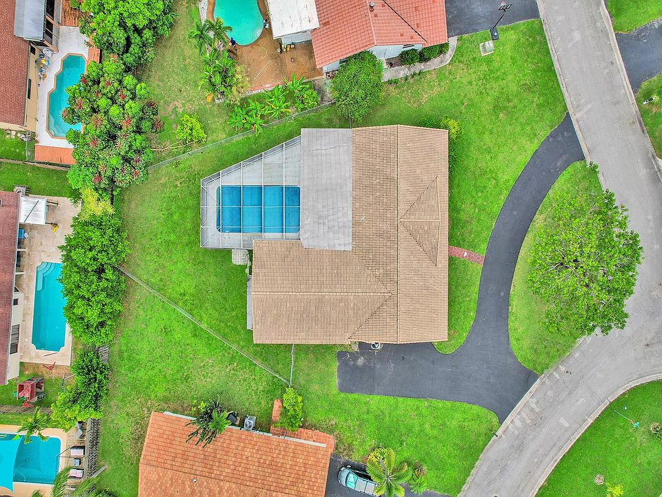 1st image of 11068 Glenwood Drive