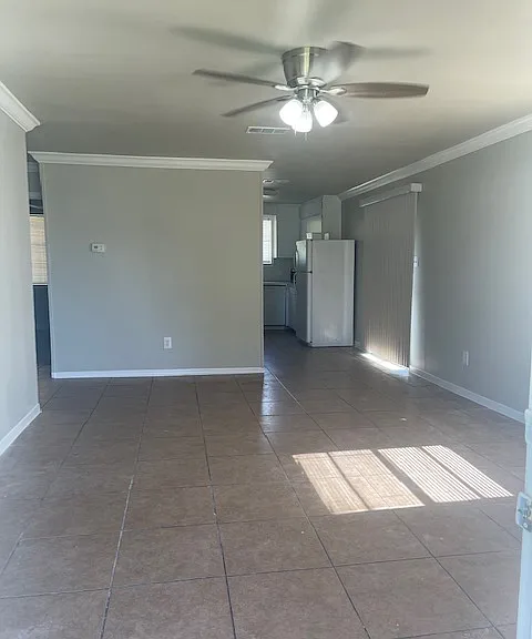 5673 Beth Ln #5673 — Photo 2