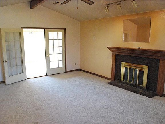 4th image of 1222 W Countrywood Cir