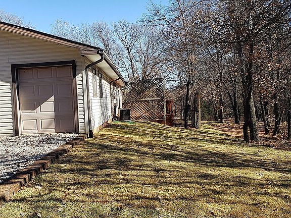 4th image of 287 Rivercrest Dr