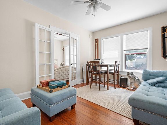 3rd image of 325 Ohio Pl APT 3