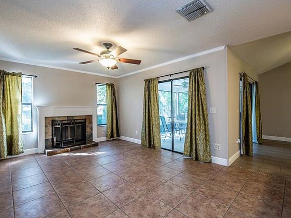 4th image of 840 Bright Meadow Dr
