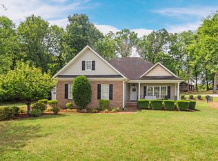410 Longdale Dr, Graham, NC 27253