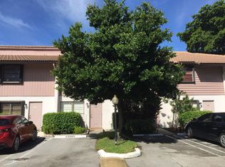 9722 Shadow Wood Blvd, Coral Springs, FL 33071