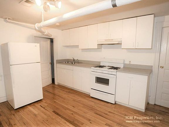3rd image of 845 W Lill Ave #1E