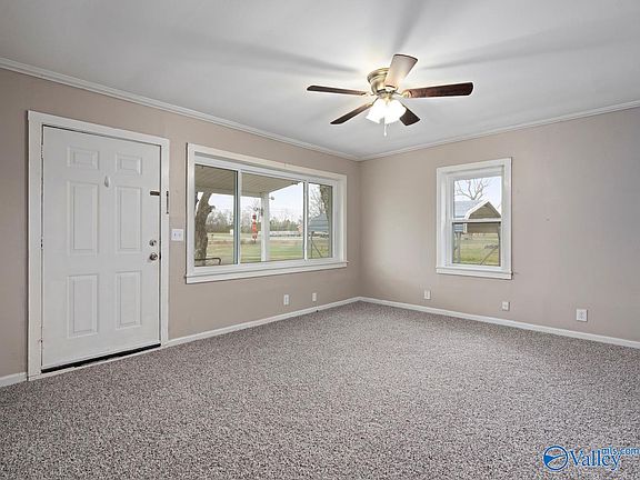 5th image of 1450 Charity Ln