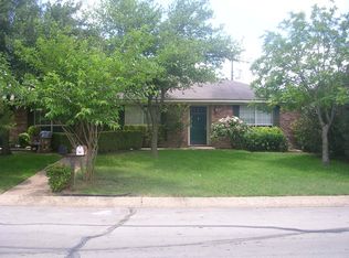 1313 Chapelwood Dr, Woodway, TX 76712