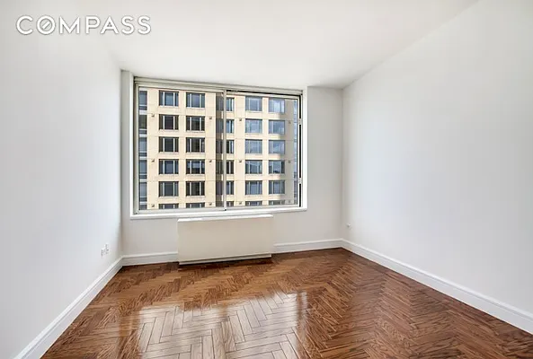 Sold by Compass | media 9